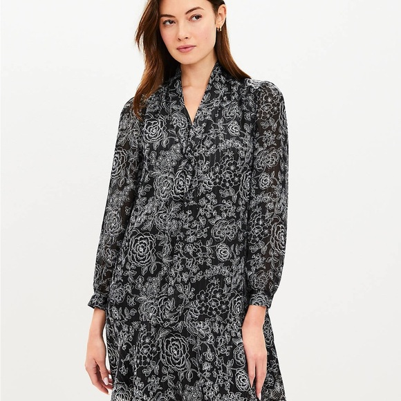 Loft Women’s Etched Floral Bow Flounce Dress Black/white Size MP NWT $89.95 - Picture 4 of 9